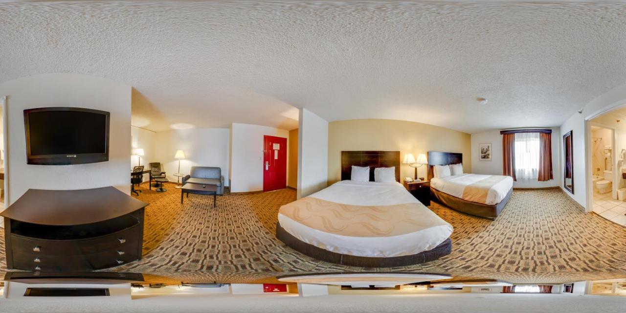 Coratel Plus Suites Wichita West Airport Ngoại thất bức ảnh