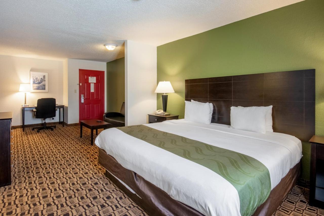 Coratel Plus Suites Wichita West Airport Ngoại thất bức ảnh