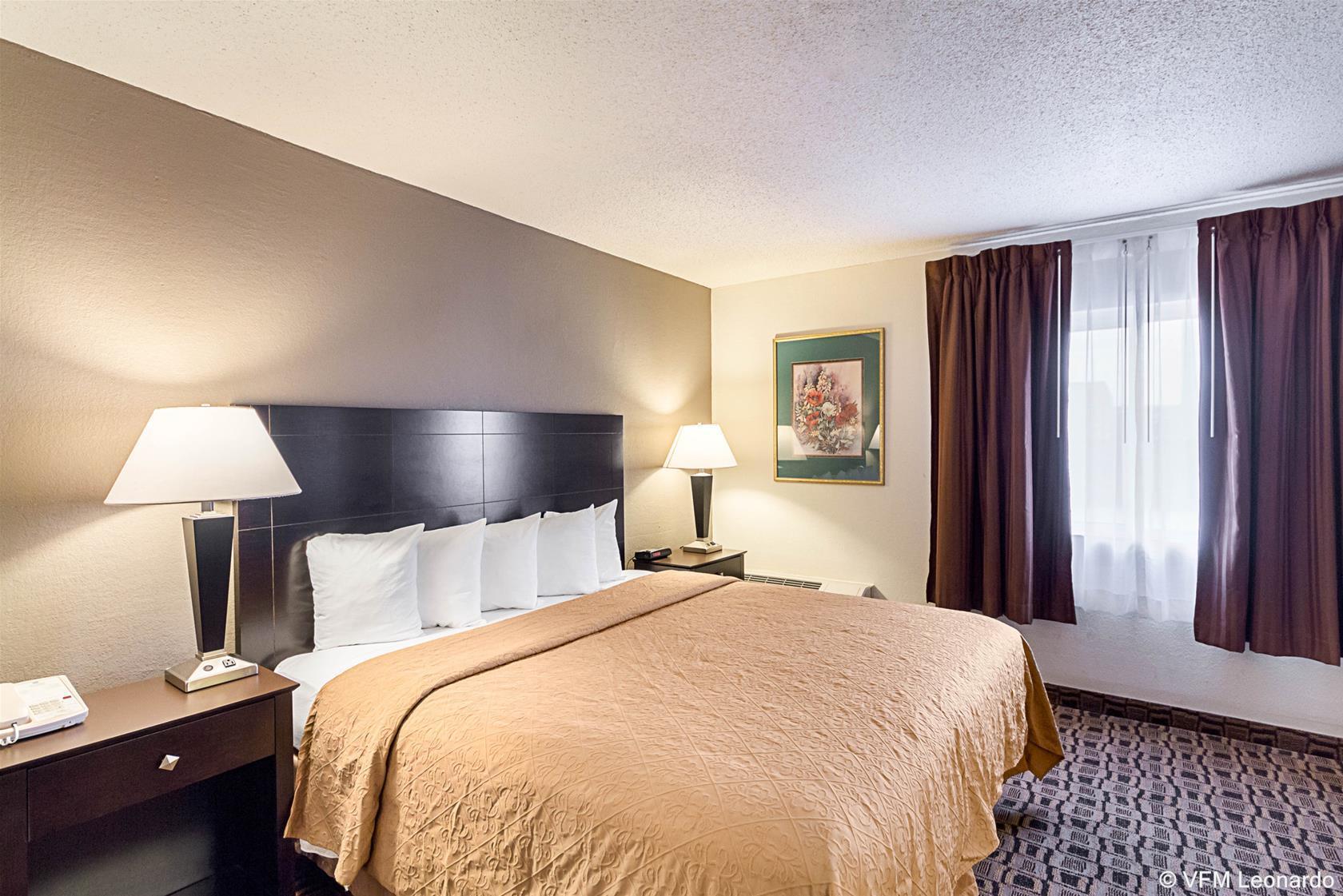 Coratel Plus Suites Wichita West Airport Ngoại thất bức ảnh