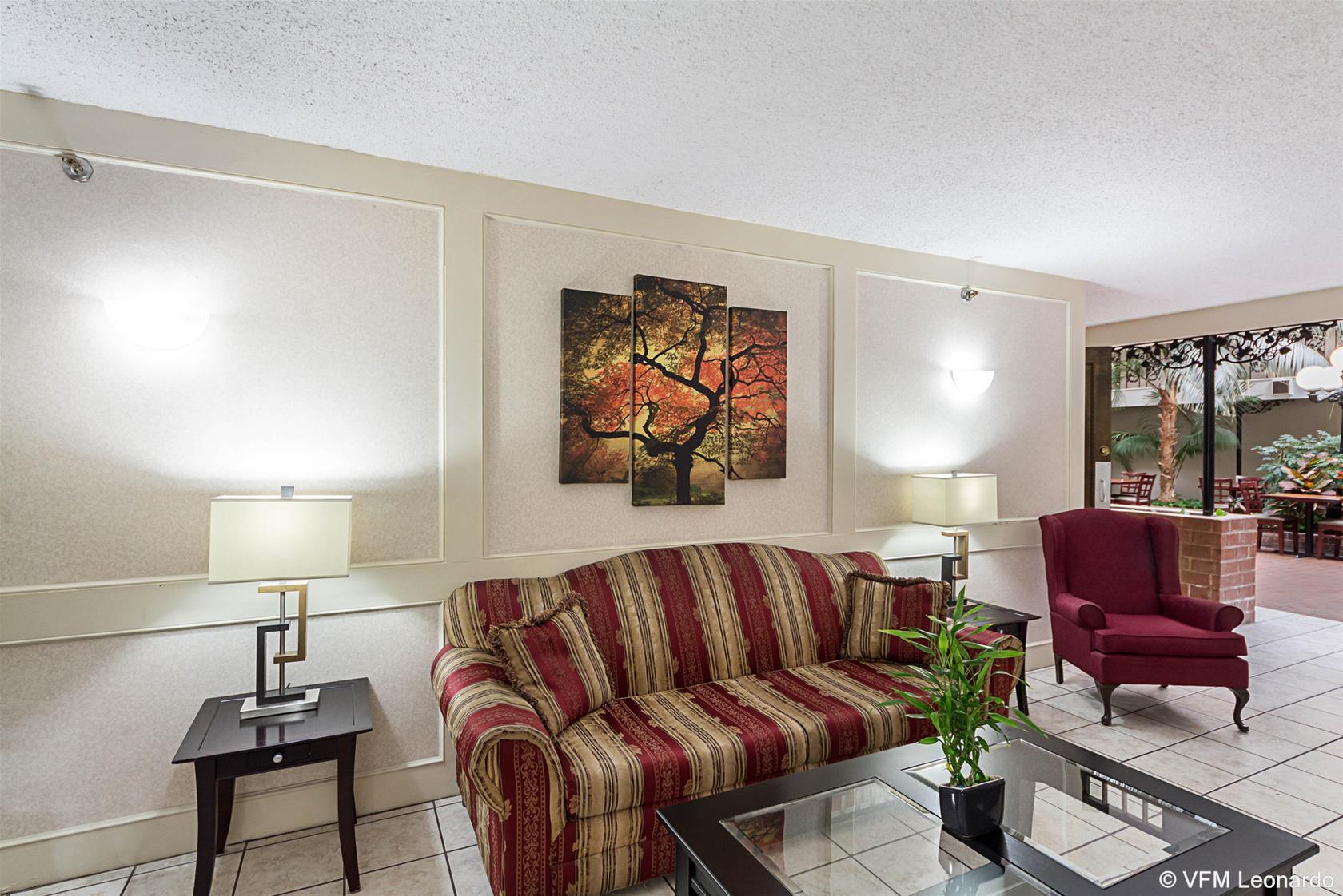 Coratel Plus Suites Wichita West Airport Ngoại thất bức ảnh