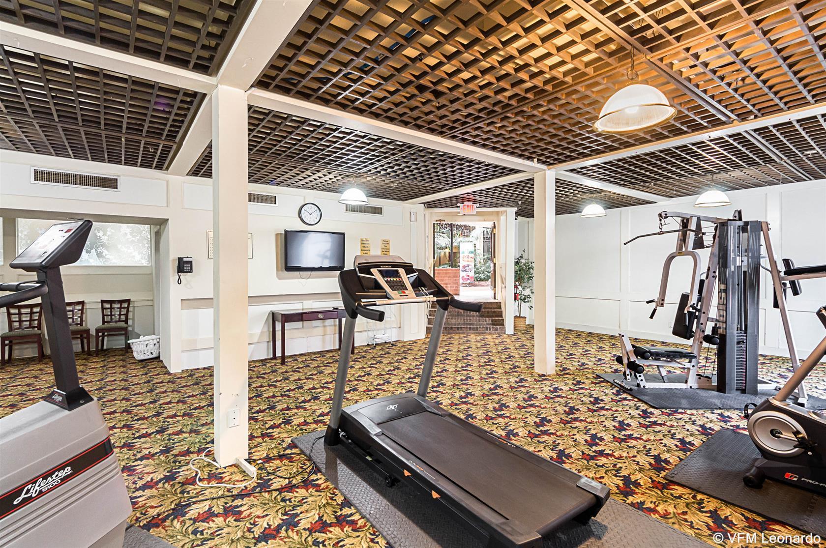 Coratel Plus Suites Wichita West Airport Ngoại thất bức ảnh