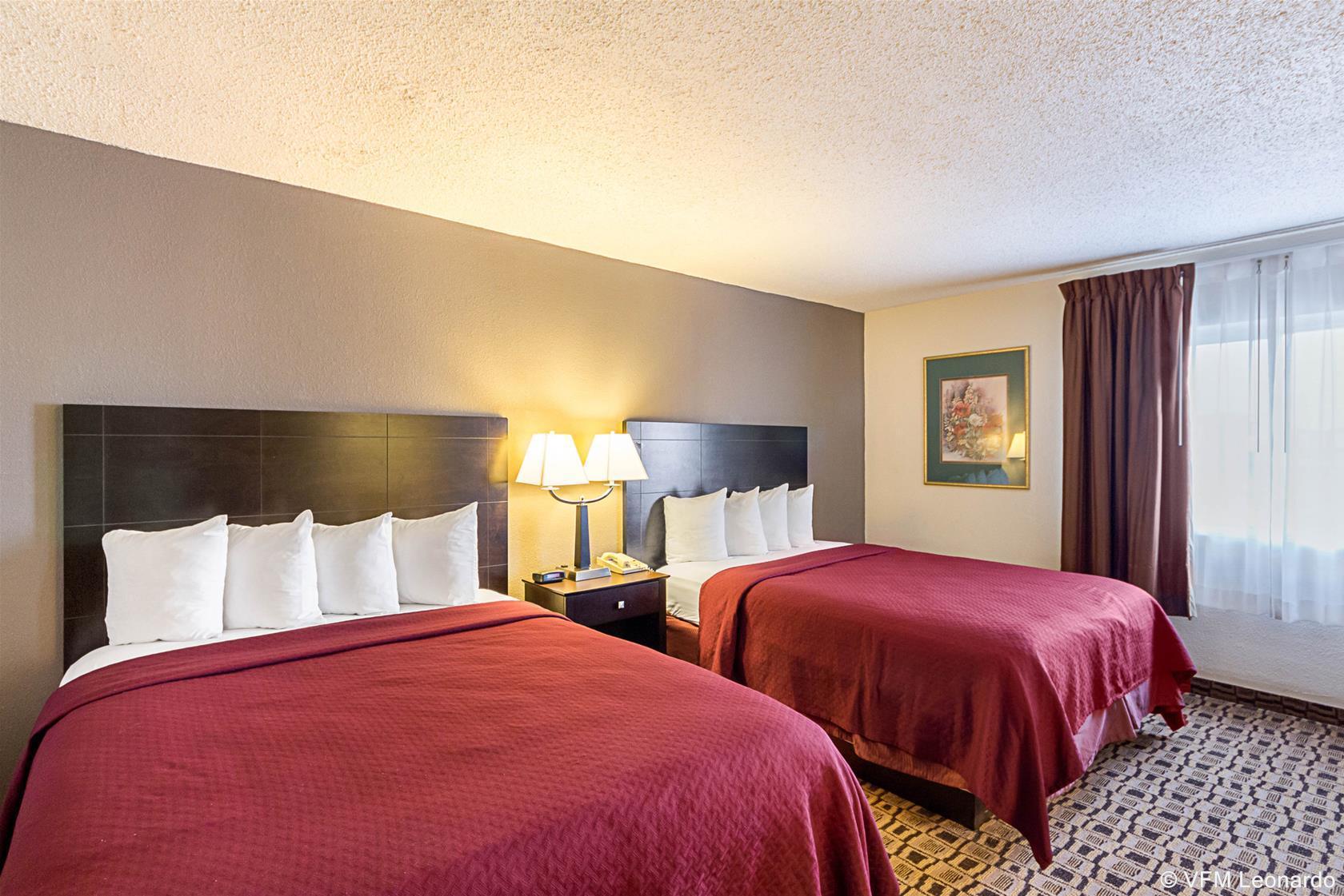 Coratel Plus Suites Wichita West Airport Ngoại thất bức ảnh